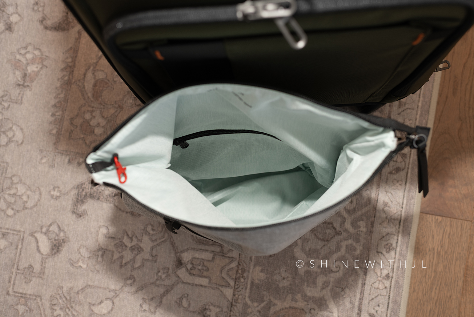 Inside-Sherpani-Vale-Anti-Theft-Crossbody-Purse-Bag-Tote Inside Sherpani Vale Anti-theft Crossbody Bag Empty