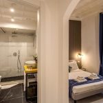 Little Queen Pantheon official Deluxe Room image