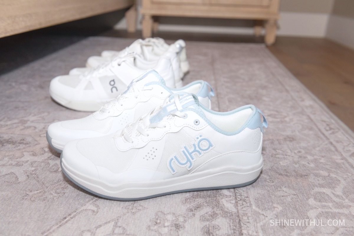 Ryka Court Agility Side Profile Side profile of the Ryka Court Agility showing the court shoe shape